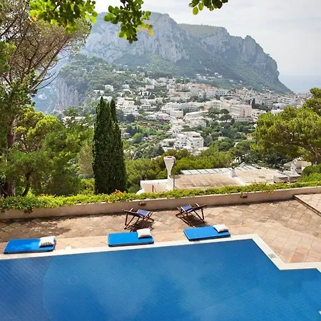 Villa Sleeps 13 Pool Air Con Wifi *