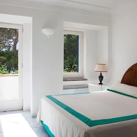 Sleeps 13 Pool Air Con Wifi Villa