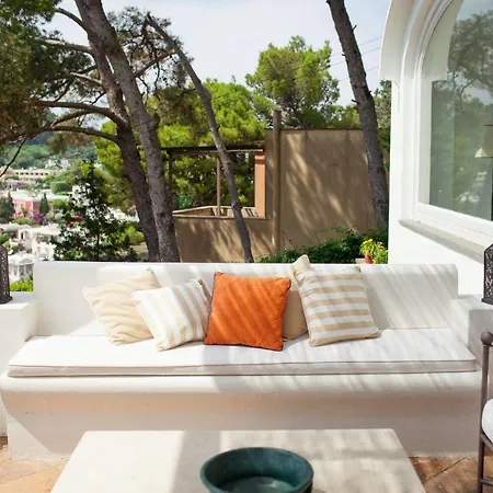Sleeps 13 Pool Air Con Wifi Villa Capri